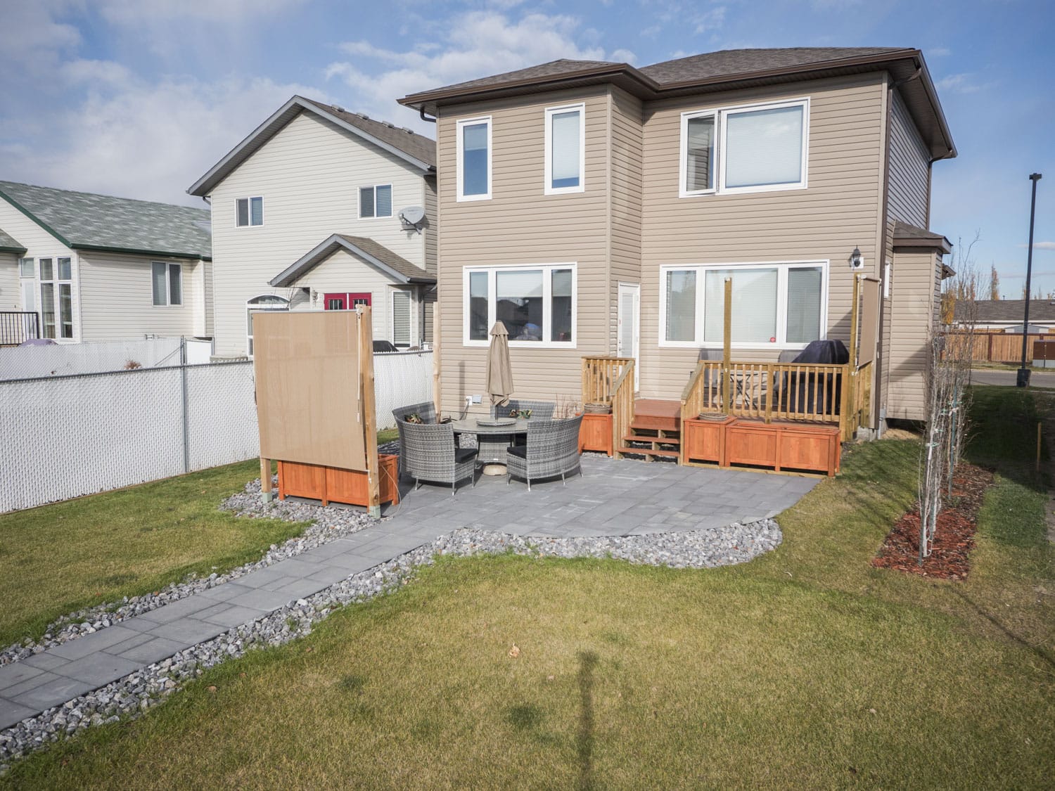 5 Ways to Improve Your Outdoor Living Space